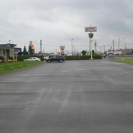 Motel Vaudreuil Exterior foto